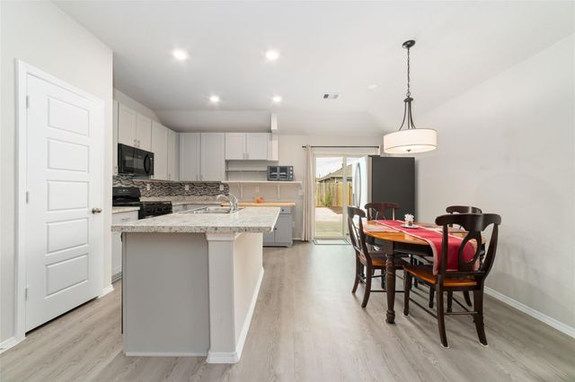 14232 Sedona Ridge Drive, Conroe, TX 77303