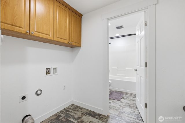 9047 Pepperidge Lane SE, Yelm, WA 98597