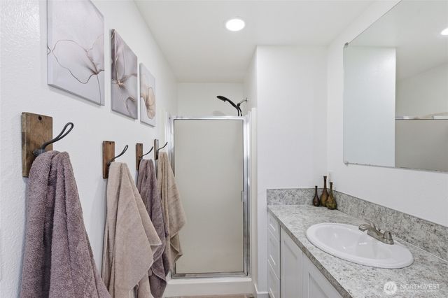 9047 Pepperidge Lane SE, Yelm, WA 98597