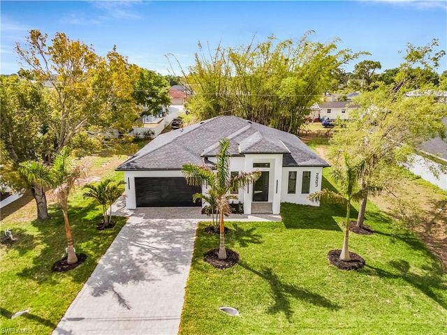 2903 10th ST SW, Lehigh Acres, FL 33976