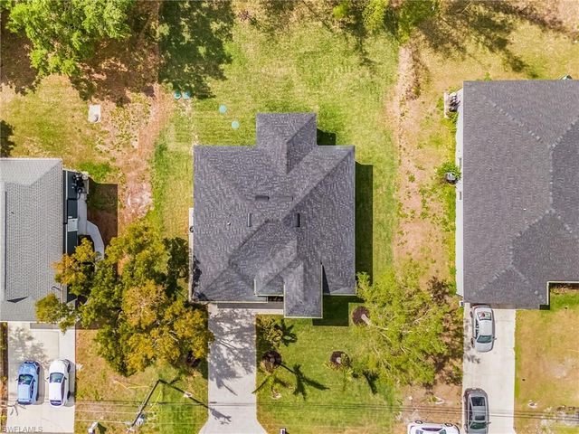 2903 10th ST SW, Lehigh Acres, FL 33976