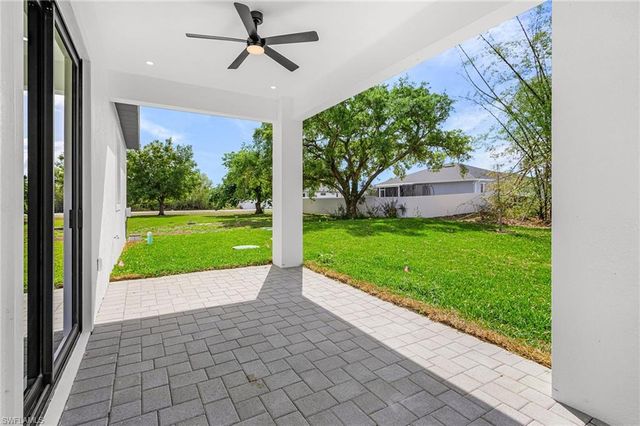 2903 10th ST SW, Lehigh Acres, FL 33976