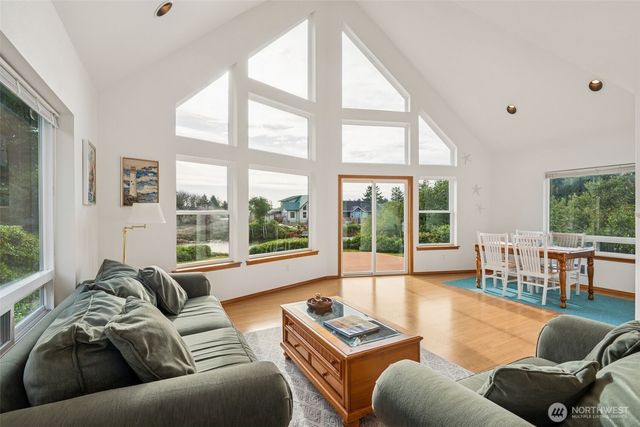 311 Otsego Street SW, Ocean Shores, WA 98569