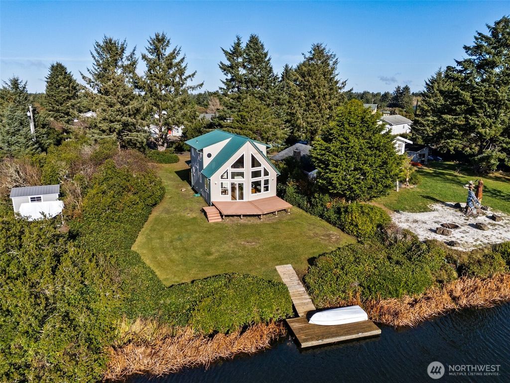 311 Otsego Street SW, Ocean Shores, WA 98569