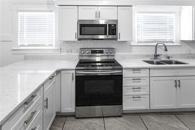 2312 HIGHLAND STREET S, St Petersburg, FL 33705