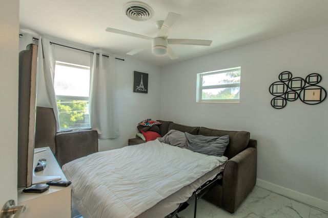 2192 Quail Trail, Lake Worth, FL 33461
