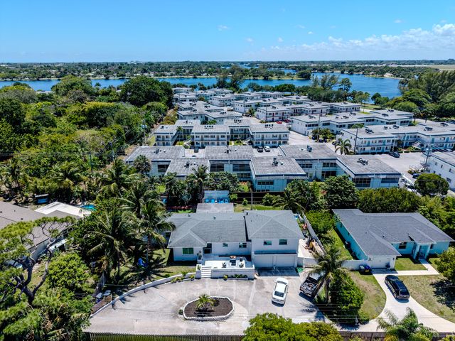 2192 Quail Trail, Lake Worth, FL 33461