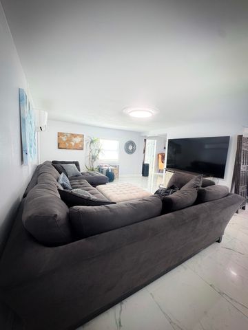 2192 Quail Trail, Lake Worth, FL 33461