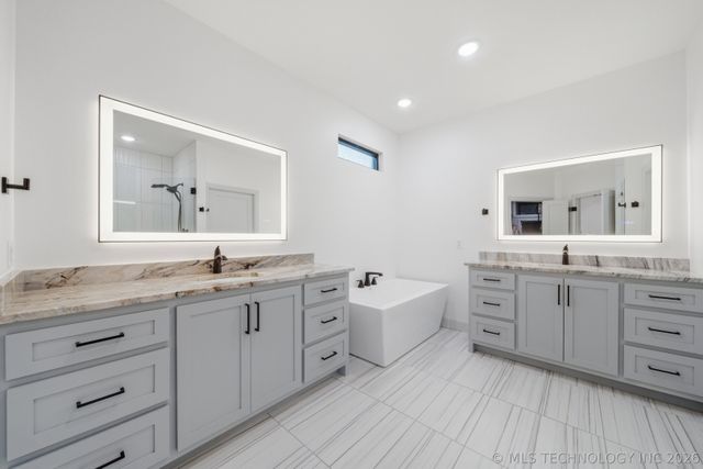 11018 S Gum Street, Jenks, OK 74037