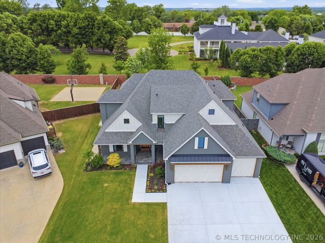 11018 S Gum Street, Jenks, OK 74037