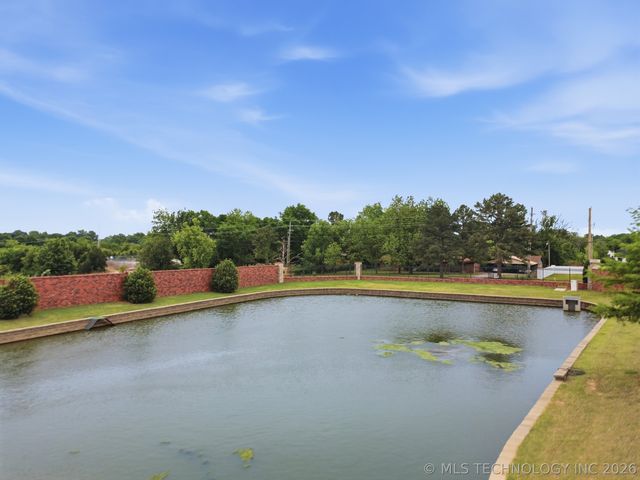 11018 S Gum Street, Jenks, OK 74037