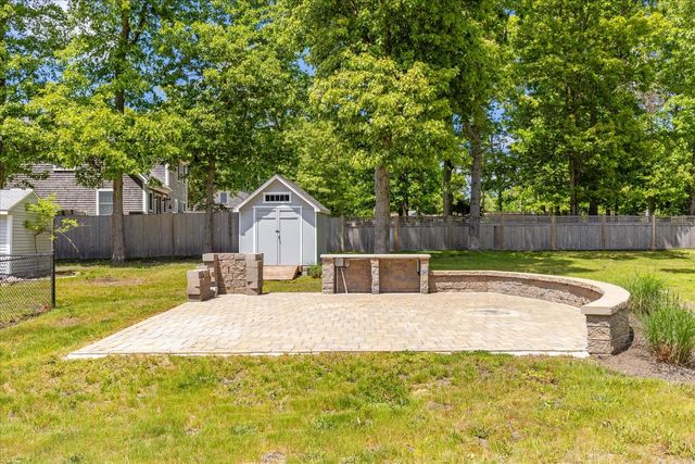 17 Kings Way, Orleans, MA 02653