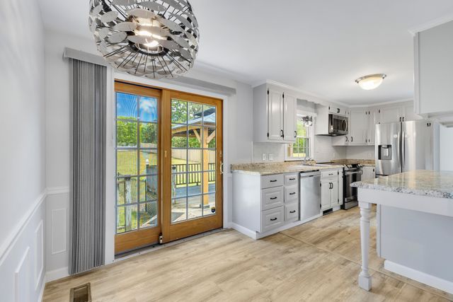 17 Kings Way, Orleans, MA 02653