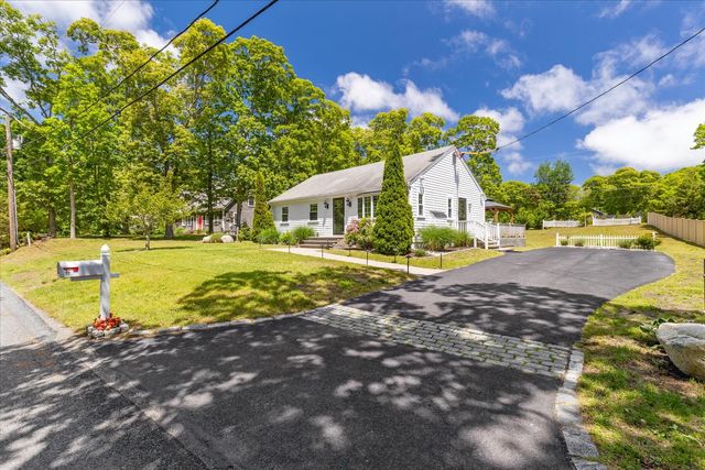 17 Kings Way, Orleans, MA 02653