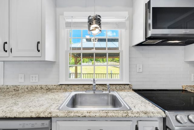 17 Kings Way, Orleans, MA 02653