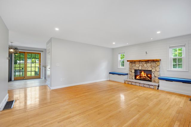17 Kings Way, Orleans, MA 02653