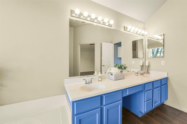 14915 Redbud Leaf Lane, Cypress, TX 77433