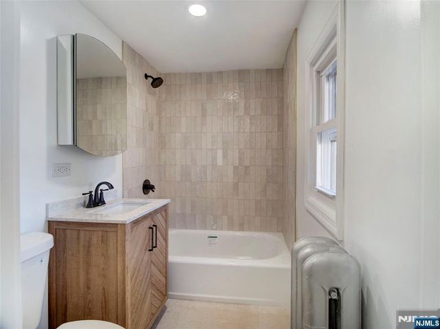 626 Tremont Avenue, Orange, NJ 07050