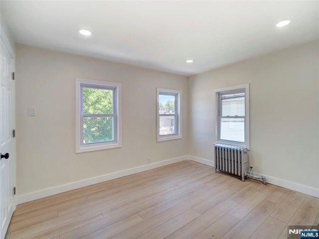 626 Tremont Avenue, Orange, NJ 07050