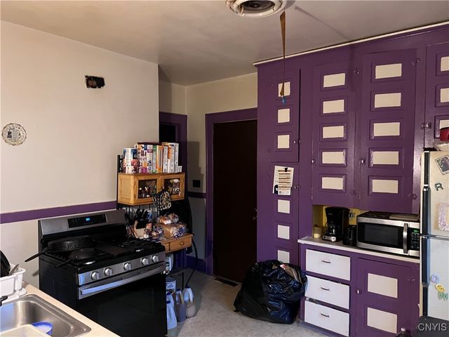 231 Allen St, Syracuse, NY 13210