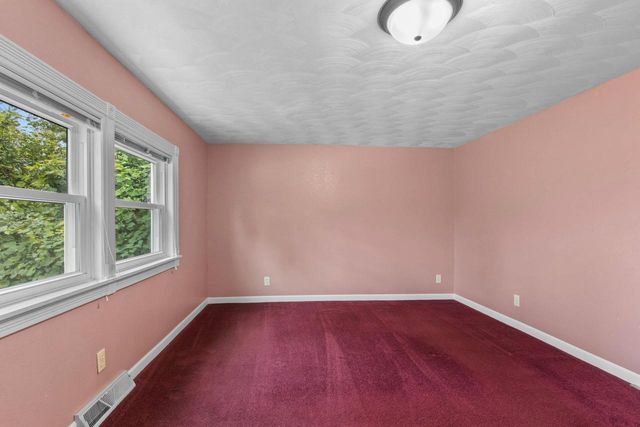 951 LAKE PARK STREET, Green Bay, WI 54313