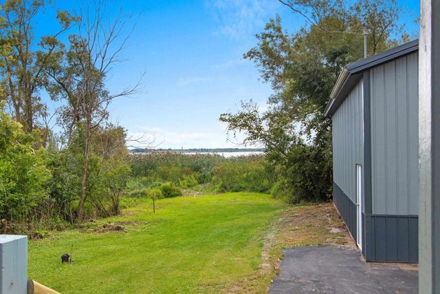 951 LAKE PARK STREET, Green Bay, WI 54313