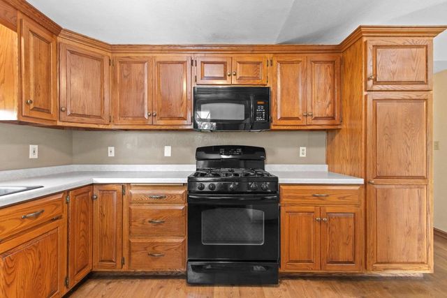 951 LAKE PARK STREET, Green Bay, WI 54313