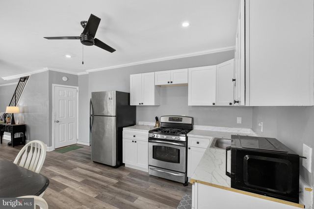 1401 EDGMONT AVE, Chester, PA 19013