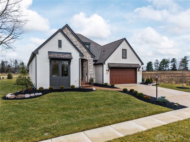 4193 Sweetbay Drive, Sugarcreek Twp, OH 45440