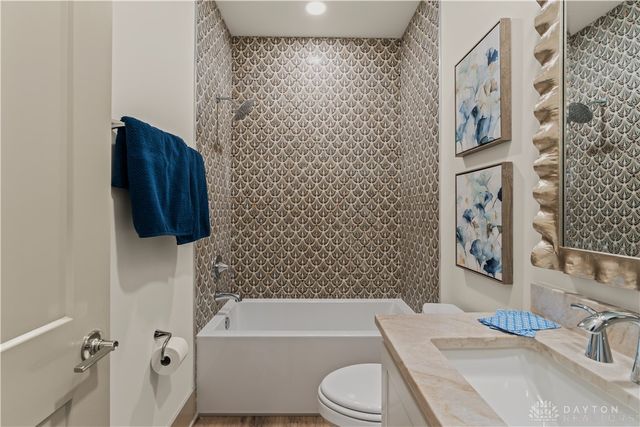 4193 Sweetbay Drive, Sugarcreek Twp, OH 45440