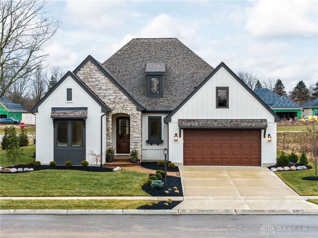 4193 Sweetbay Drive, Sugarcreek Twp, OH 45440