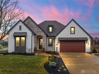 4193 Sweetbay Drive, Sugarcreek Twp, OH 45440
