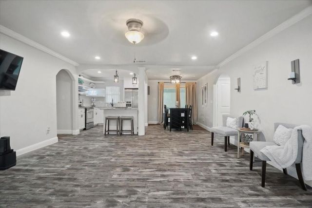 4508 Byrd Drive, River Oaks, TX 76114
