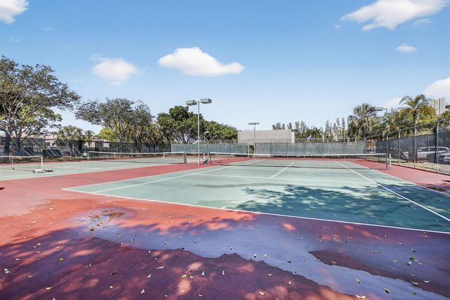 3910 Inverrary Boulevard 802-b, Lauderhill, FL 33319