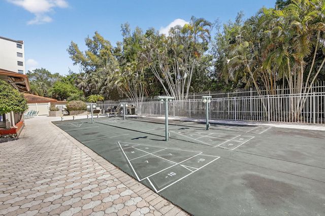 3910 Inverrary Boulevard 802-b, Lauderhill, FL 33319