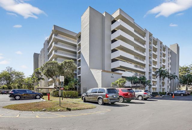 3910 Inverrary Boulevard 802-b, Lauderhill, FL 33319