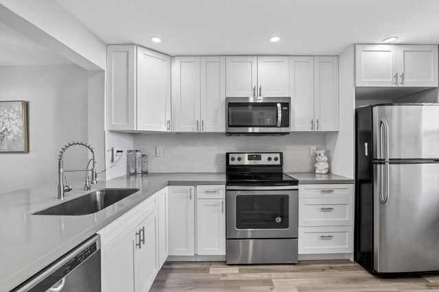 3910 Inverrary Boulevard 802-b, Lauderhill, FL 33319