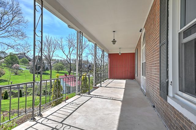 2061 King College Road, Bristol, TN 37620