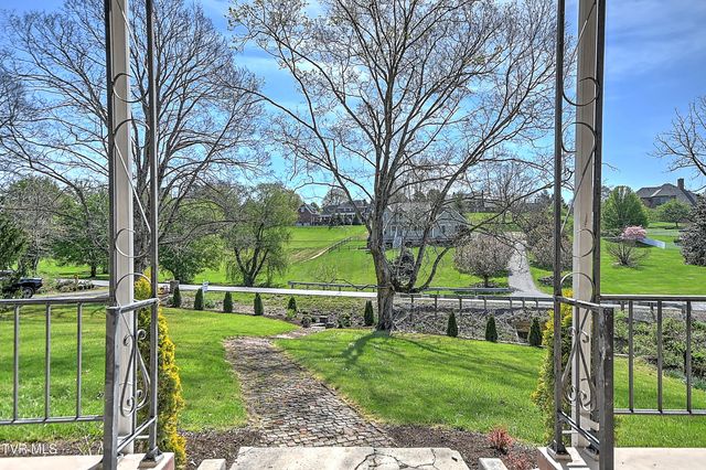 2061 King College Road, Bristol, TN 37620