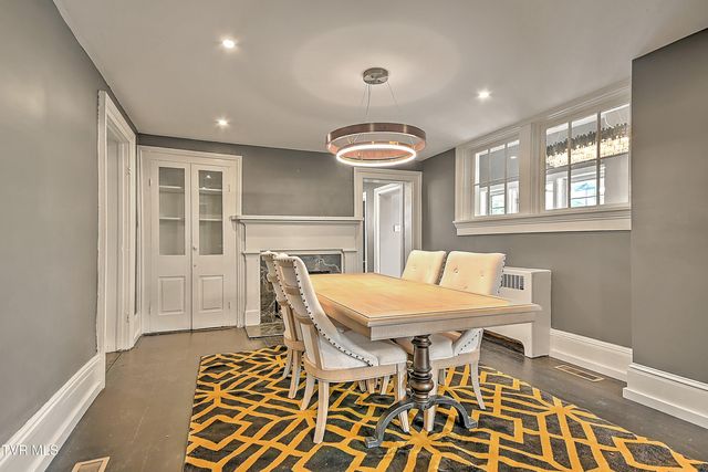 2061 King College Road, Bristol, TN 37620