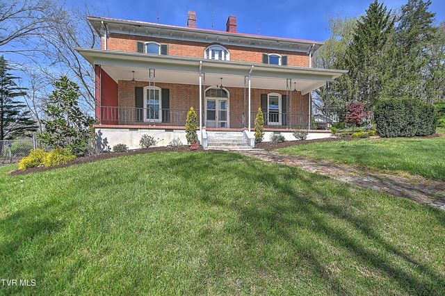2061 King College Road, Bristol, TN 37620