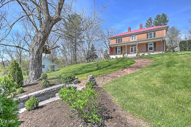 2061 King College Road, Bristol, TN 37620