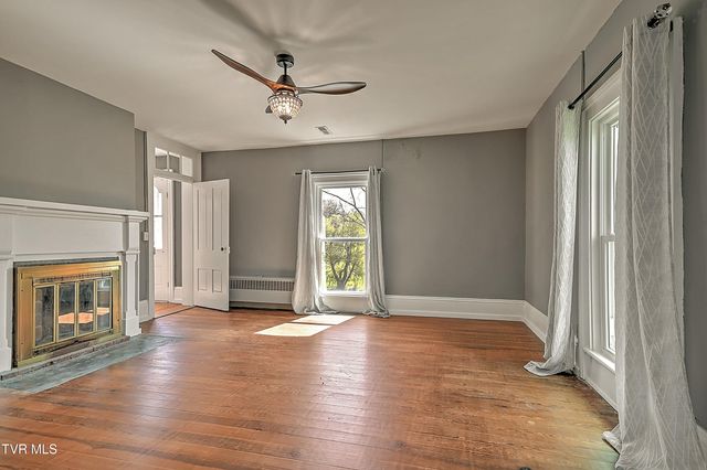 2061 King College Road, Bristol, TN 37620
