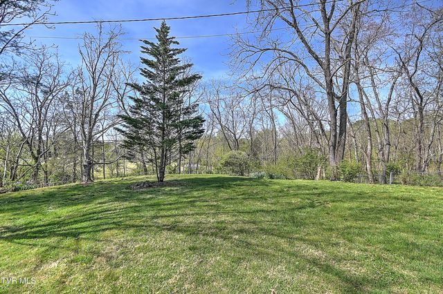 2061 King College Road, Bristol, TN 37620
