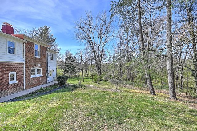 2061 King College Road, Bristol, TN 37620