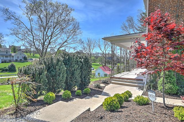 2061 King College Road, Bristol, TN 37620