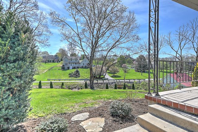2061 King College Road, Bristol, TN 37620