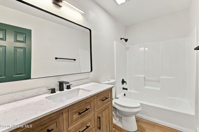 1865 N Stagecoach DR, Post Falls, ID 83854
