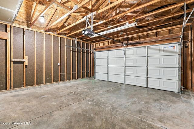 1865 N Stagecoach DR, Post Falls, ID 83854
