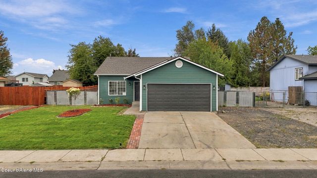 1865 N Stagecoach DR, Post Falls, ID 83854